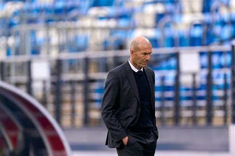 Zinedine Zidane's Farewell: A Tearful Exit and the Dawn of a New Era for Real Madrid